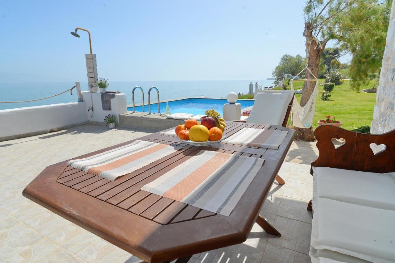 Antorina Beachfront Villas With Private Pools Kamari  외부 사진