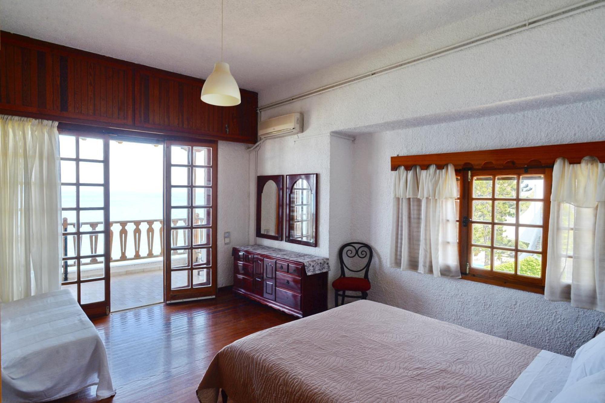 Antorina Beachfront Villas With Private Pools Kamari  외부 사진