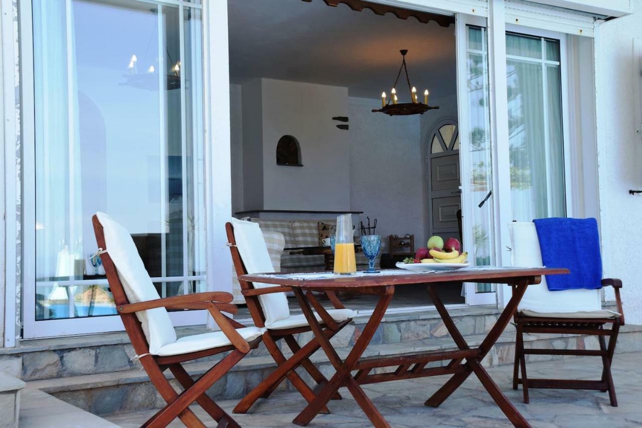 Antorina Beachfront Villas With Private Pools Kamari  외부 사진