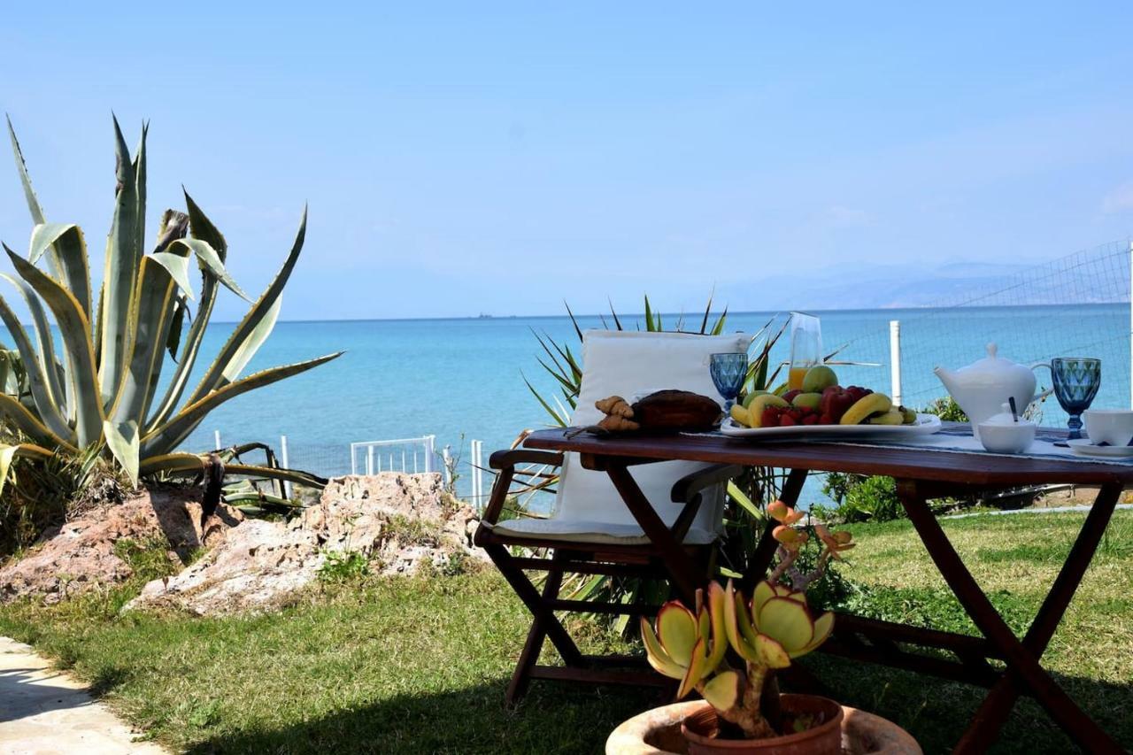Antorina Beachfront Villas With Private Pools Kamari  외부 사진