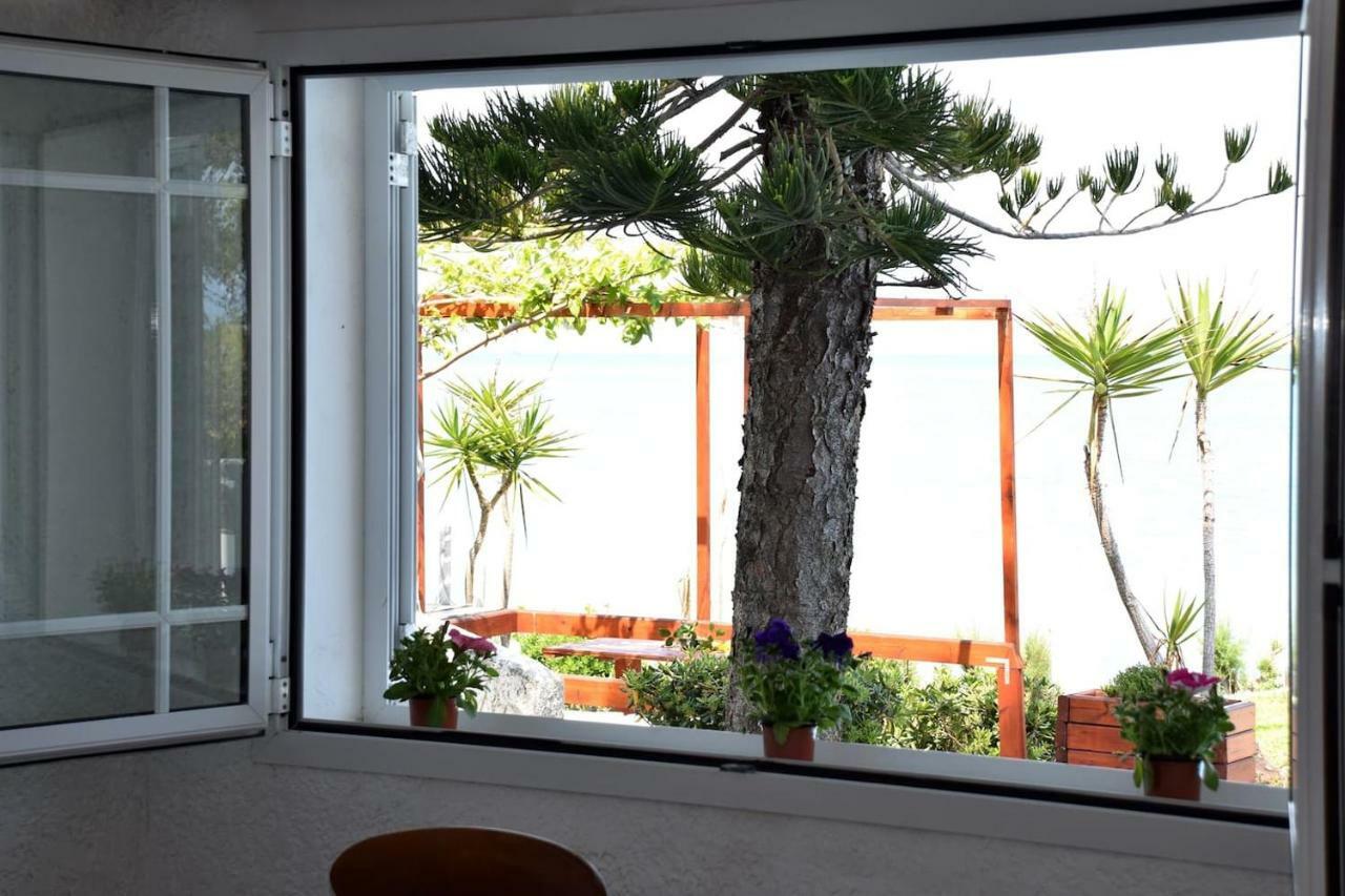Antorina Beachfront Villas With Private Pools Kamari  외부 사진